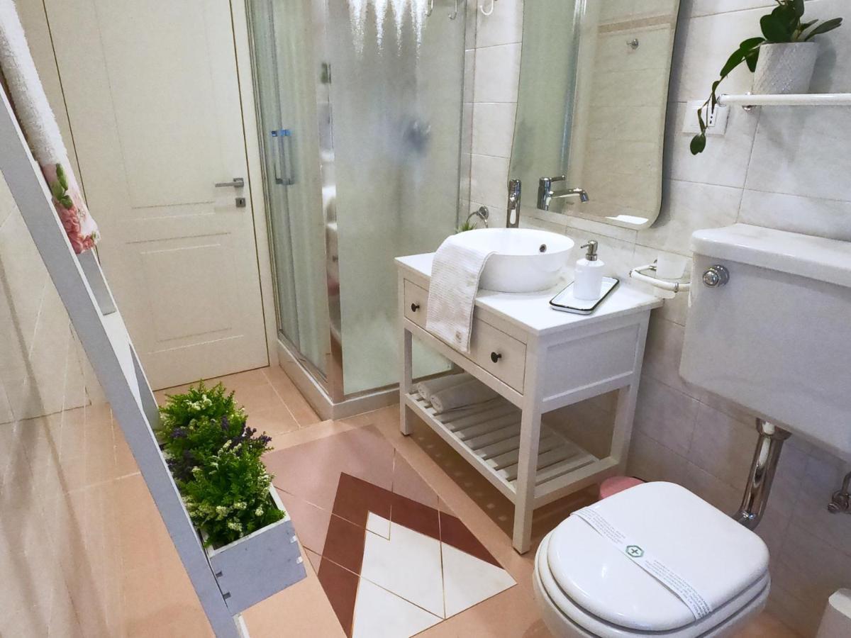 Elegance House Apartment La Spezia Exterior photo